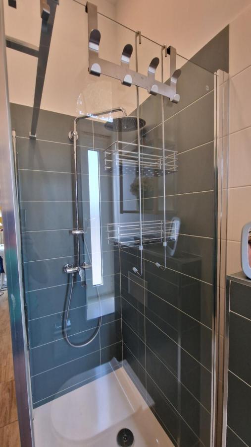 Chika Appartement Rijeka Buitenkant foto