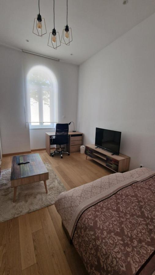 Chika Appartement Rijeka Buitenkant foto